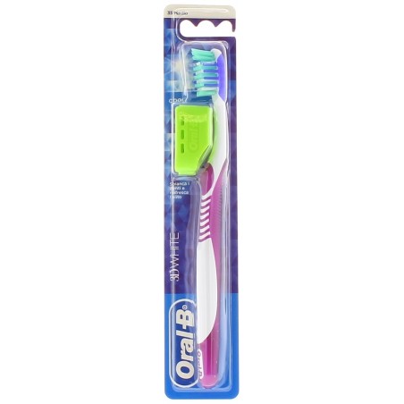 3014260806293Oral-B Spazzolino 3d White Cool 35 Medio 1pz
